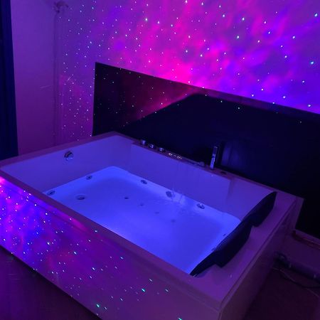 Paris La Defense - Santorin Apartment With Jacuzzi Courbevoie Eksteriør billede